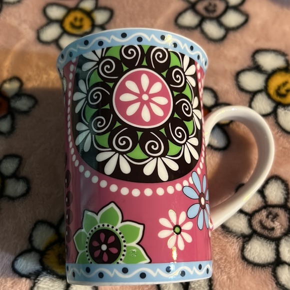 Vera Bradley Pink Cupcake Covered Mug - Picture 8 of 8
